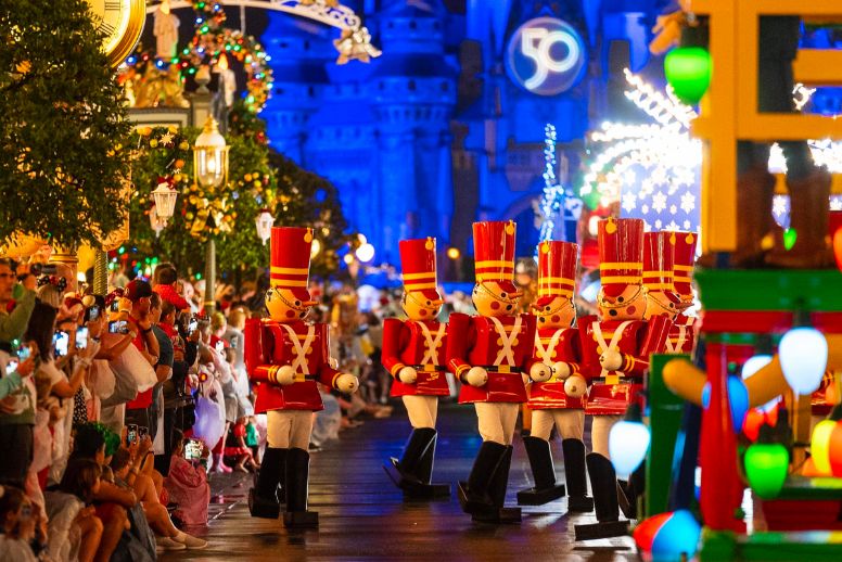 Datas da festa de Natal Mickey's Very Merry Christmas Party em 2023