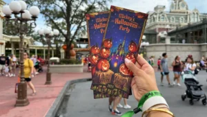 Guia completo pra aproveitar o Halloween da Disney- 2024 