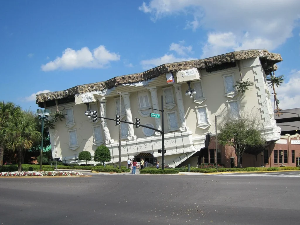 WonderWorks (a casa de cabeça pra baixo) em Orlando