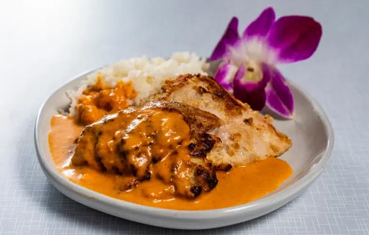 Butter Chicken da Índia - evento Food and Wine Busch Gardens 2025